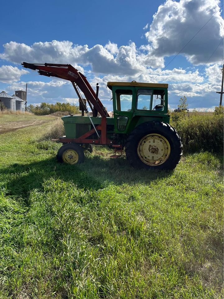 John Deere 4020 Image 3