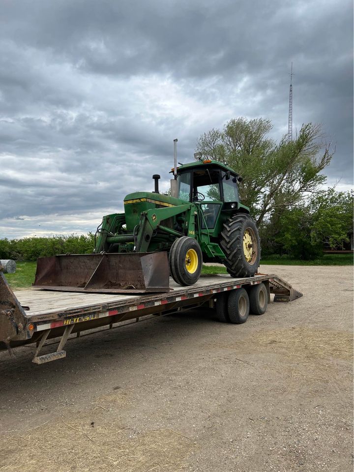 Tractor 2 - Image 3