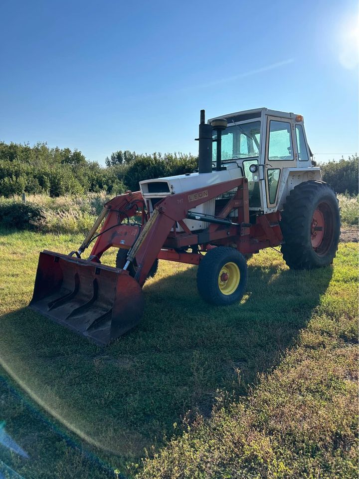 Tractor 3 - Image 4