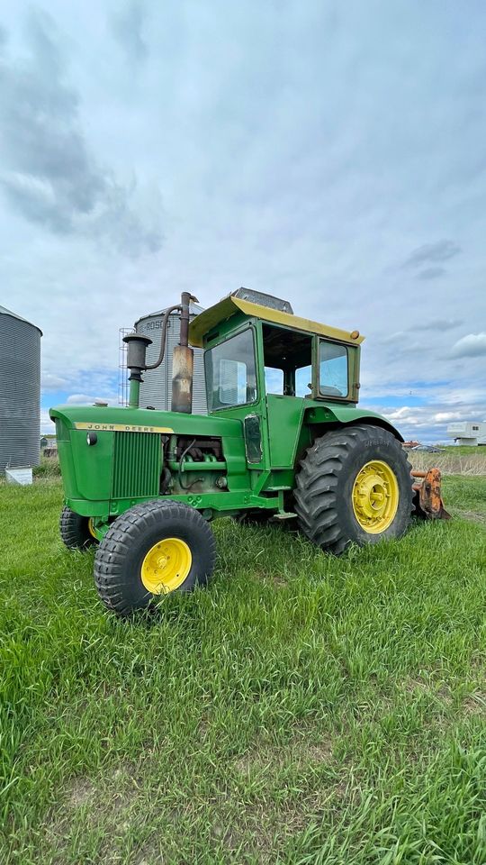 John Deere 5020