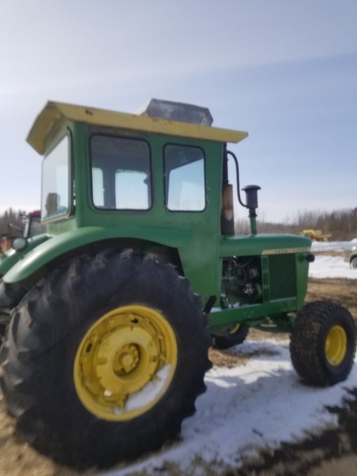 John Deere 5020 Image 3