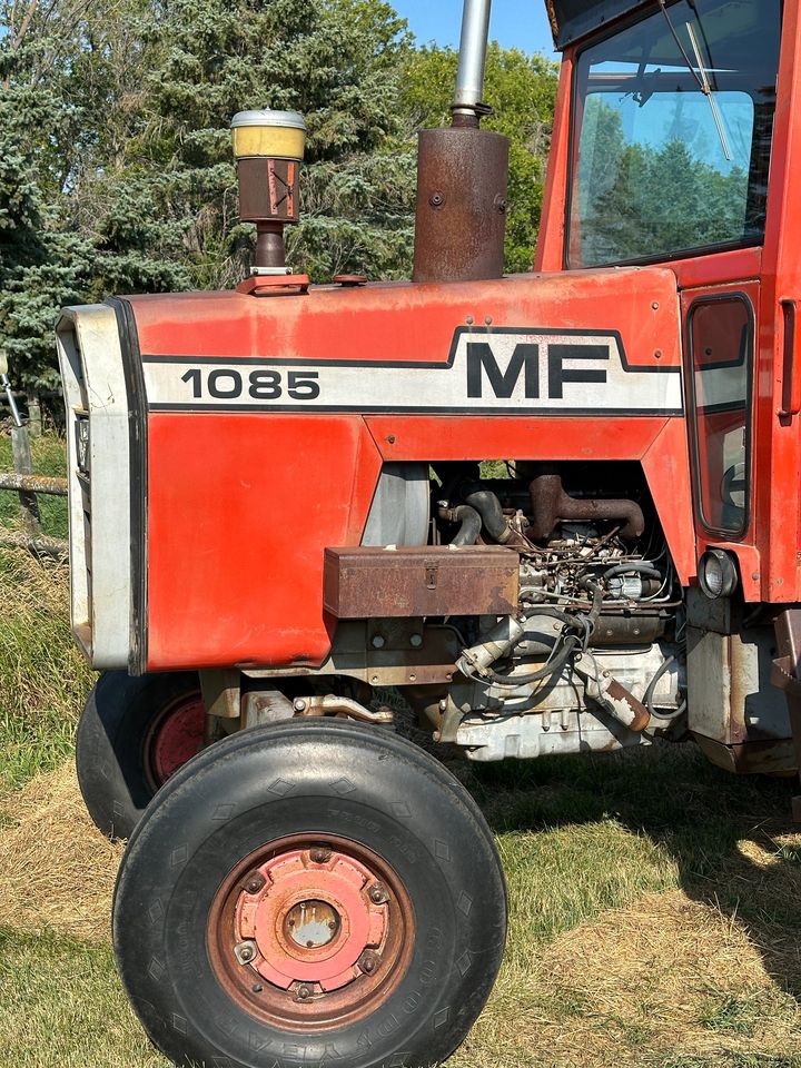 Massey Ferguson 1085 Image 3